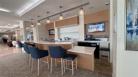 2670 E Sunrise Boulevard Fort Lauderdale FL 33304