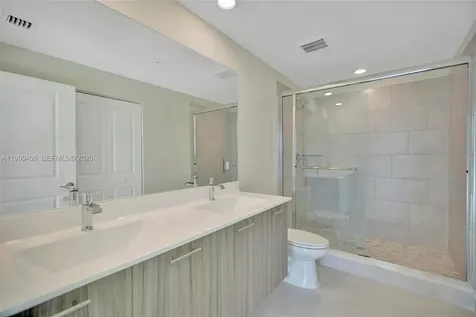 8265 NW 41st Street Doral FL 33166