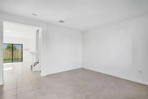 8265 NW 41st Street Doral FL 33166