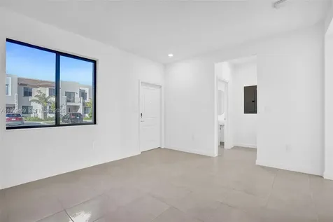8265 NW 41st Street Doral FL 33166