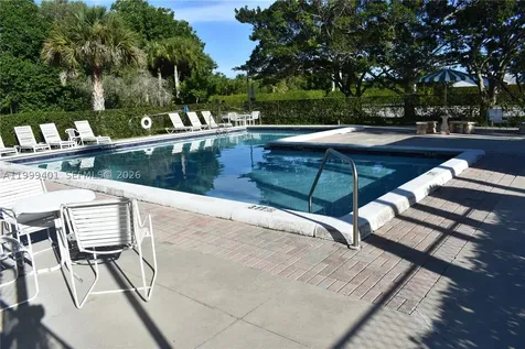 454 Lakeview Drive Weston FL 33326