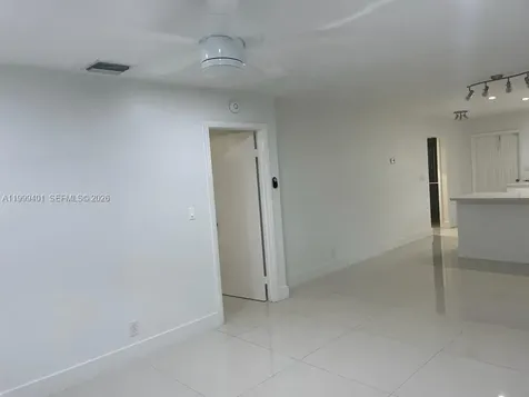 454 Lakeview Drive Weston FL 33326