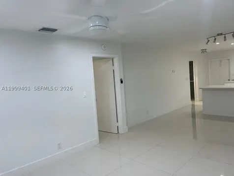 454 Lakeview Drive Weston FL 33326
