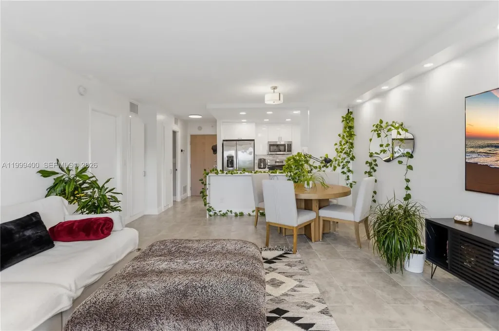 340 Sunset Drive Fort Lauderdale FL 33301
