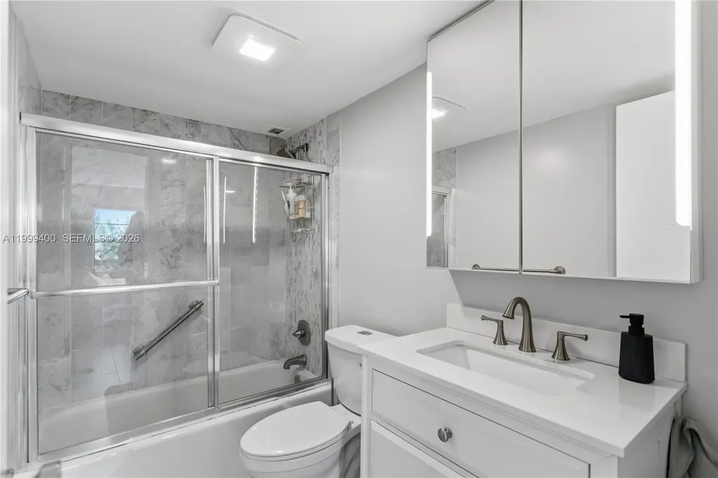 340 Sunset Drive Fort Lauderdale FL 33301