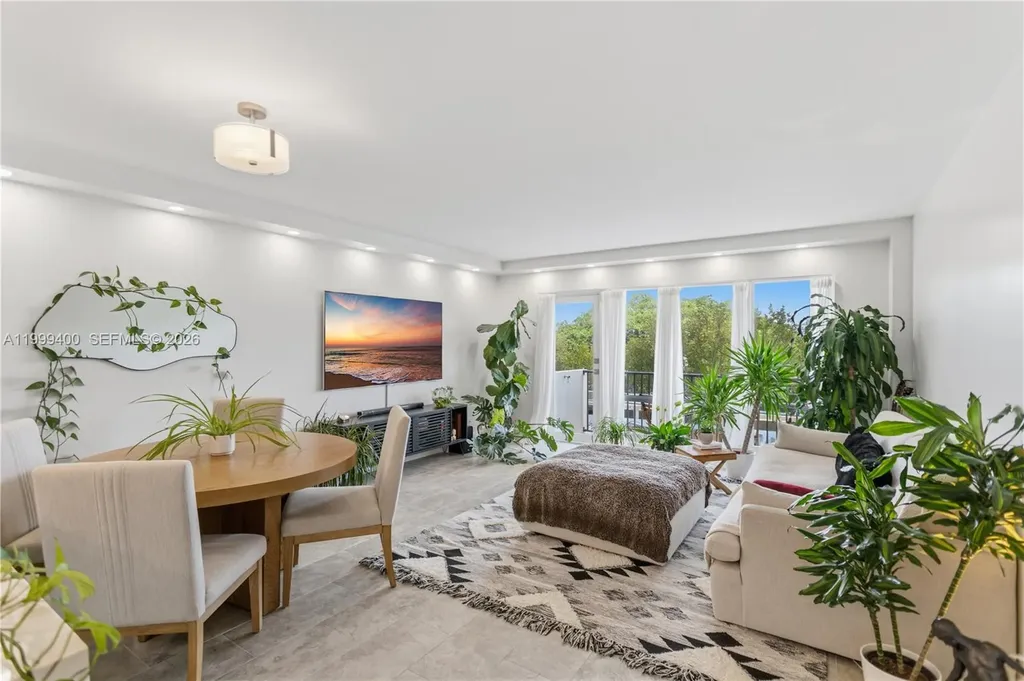 340 Sunset Drive Fort Lauderdale FL 33301