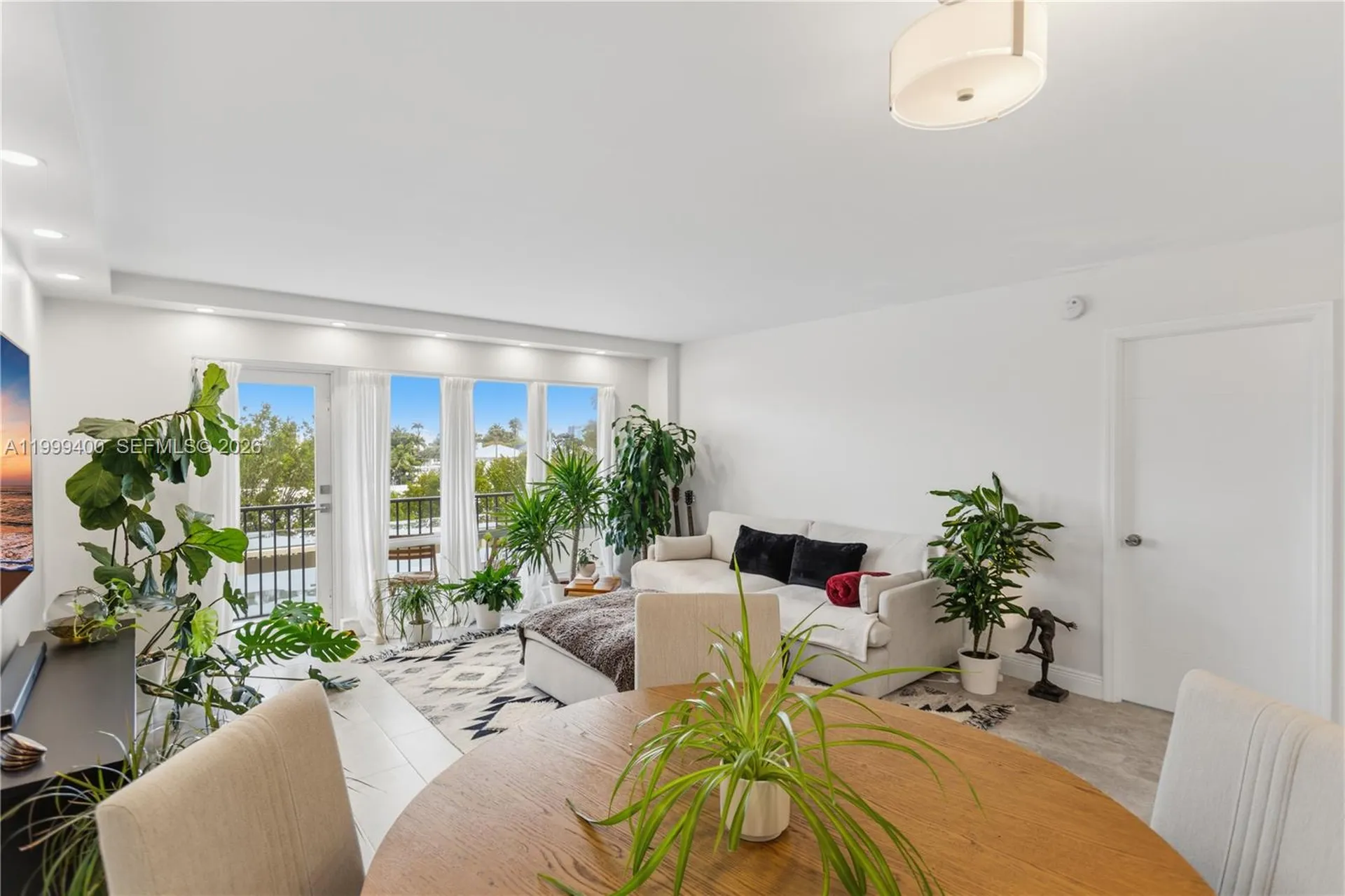 340 Sunset Drive Fort Lauderdale FL 33301
