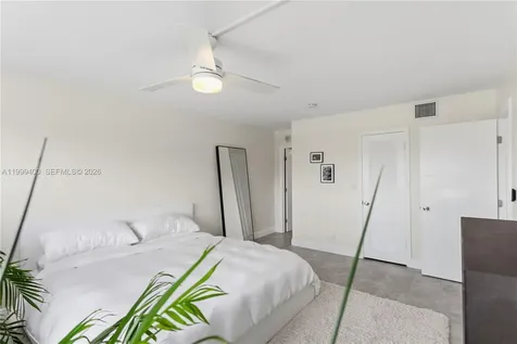340 Sunset Drive Fort Lauderdale FL 33301