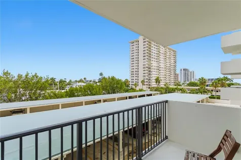 340 Sunset Drive Fort Lauderdale FL 33301