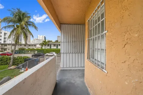 515 SW 3rd Street Miami FL 33130