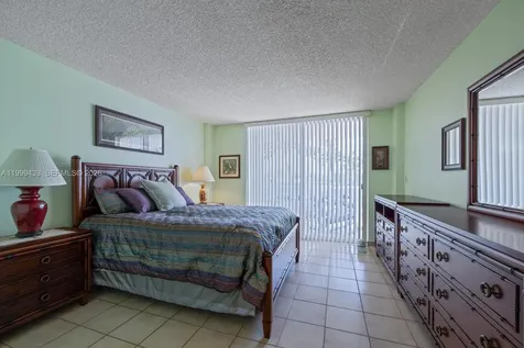 1800 NW 24th Avenue Miami FL 33125
