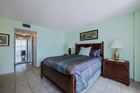 1800 NW 24th Avenue Miami FL 33125