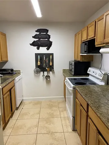 1855 NE 121st Street North Miami FL 33181