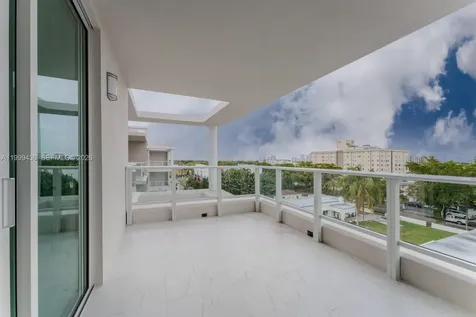 1850 Monroe Street Hollywood FL 33020