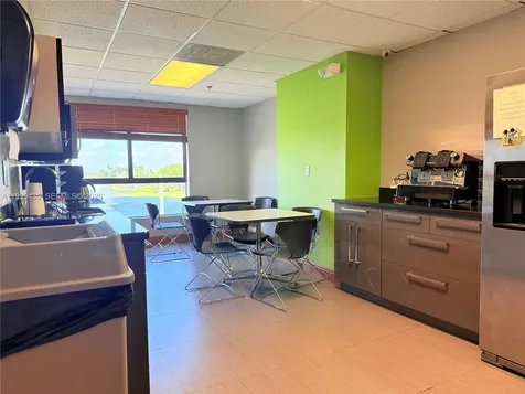 18501 Pines Boulevard Pembroke Pines FL 33029