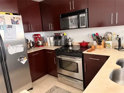 10 Aragon Avenue Coral Gables FL 33134