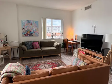 10 Aragon Avenue Coral Gables FL 33134