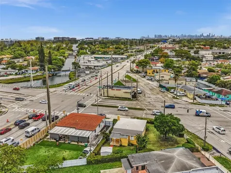 10 SW 72nd Avenue Miami FL 33144