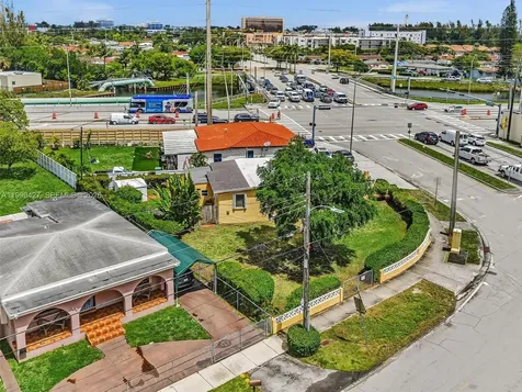 10 SW 72nd Avenue Miami FL 33144