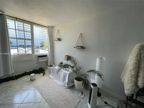 6484 Indian Creek Drive Miami Beach FL 33141