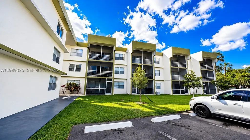 4255 N University Drive Sunrise FL 33351