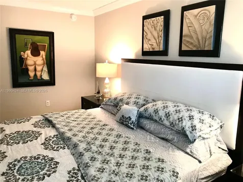 6917 Collins Avenue Miami Beach FL 33141