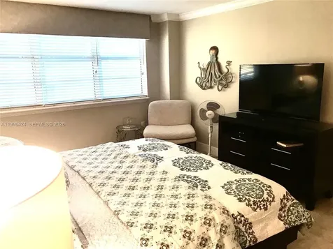 6917 Collins Avenue Miami Beach FL 33141