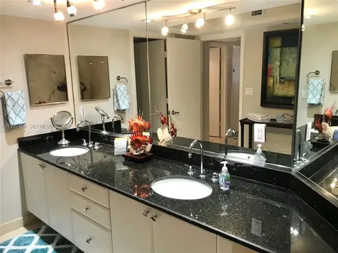 6917 Collins Avenue Miami Beach FL 33141