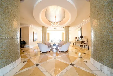 6917 Collins Avenue Miami Beach FL 33141
