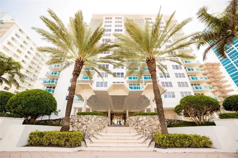 6917 Collins Avenue Miami Beach FL 33141
