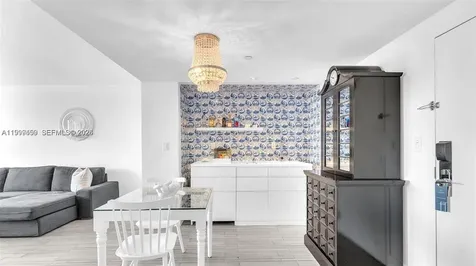 1100 West Avenue Miami Beach FL 33139