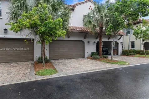 4153 Cascada Circle Cooper City FL 33024