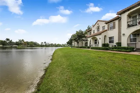 4153 Cascada Circle Cooper City FL 33024