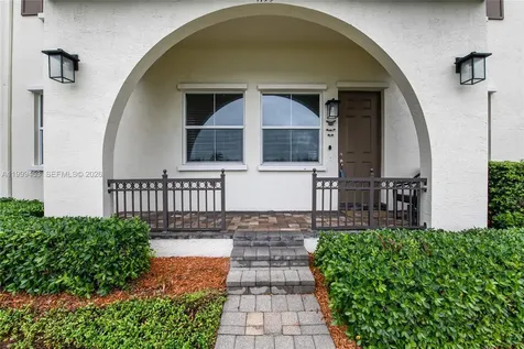 4153 Cascada Circle Cooper City FL 33024
