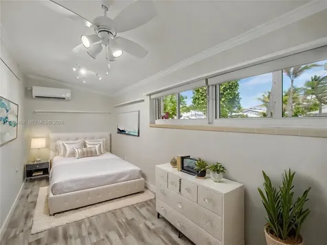 200 Blossom Lane Palm Beach Shores FL 33404