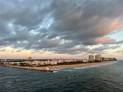 200 Blossom Lane Palm Beach Shores FL 33404