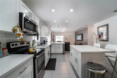 2346 NW 81st Terrace Miami FL 33147