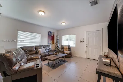 2346 NW 81st Terrace Miami FL 33147