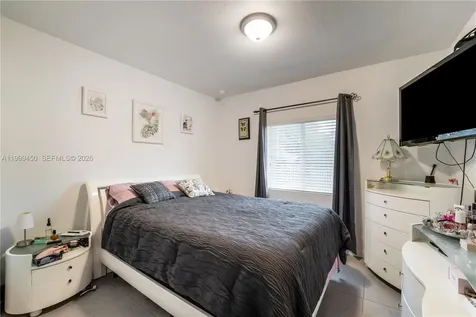 2346 NW 81st Terrace Miami FL 33147