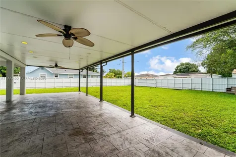 2346 NW 81st Terrace Miami FL 33147
