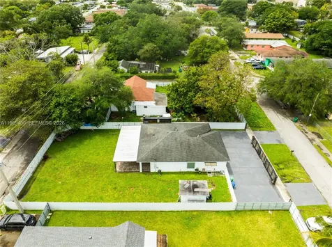 2346 NW 81st Terrace Miami FL 33147