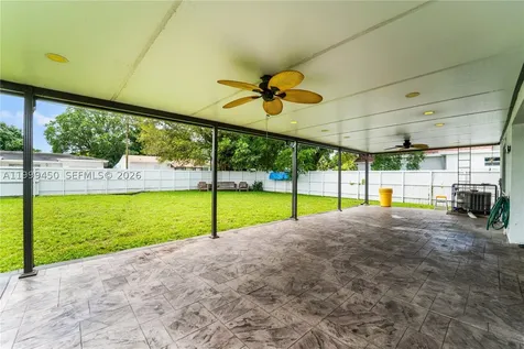 2346 NW 81st Terrace Miami FL 33147