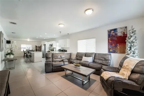 2346 NW 81st Terrace Miami FL 33147