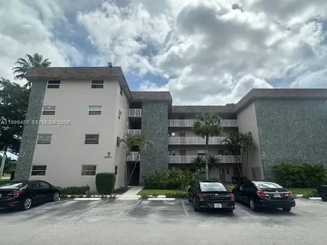 2420 SW 81st Avenue Davie FL 33324