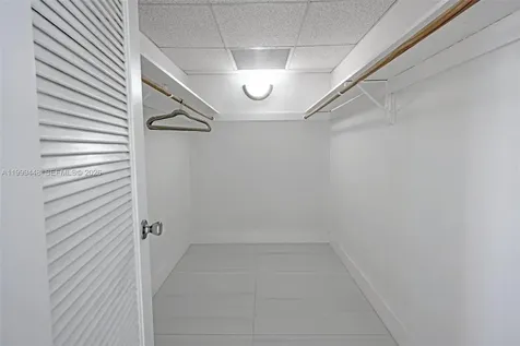 4001 S Ocean Drive Hollywood FL 33019
