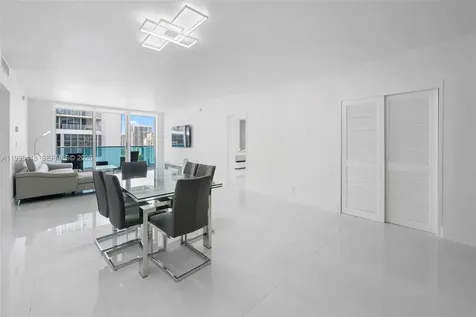 4001 S Ocean Drive Hollywood FL 33019
