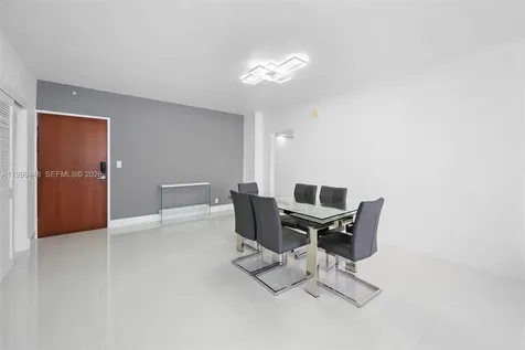 4001 S Ocean Drive Hollywood FL 33019