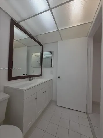 823 NE 199th Street Miami FL 33179