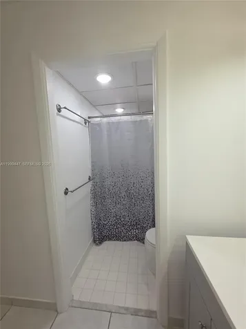 823 NE 199th Street Miami FL 33179
