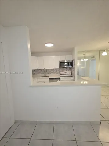 823 NE 199th Street Miami FL 33179